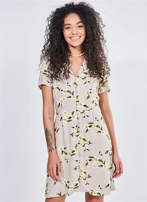 vestido curto estampa floral vestido curto estampa floral