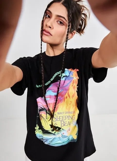 camiseta manga curta bela adormecida camiseta manga curta bela adormecida