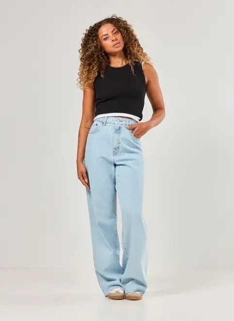 calça jeans wide leg cintura alta calça jeans wide leg cintura alta