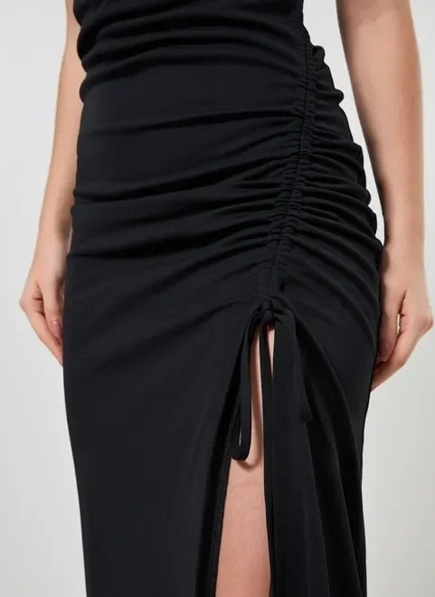 vestido midi com fenda e franzido vestido midi com fenda e franzido