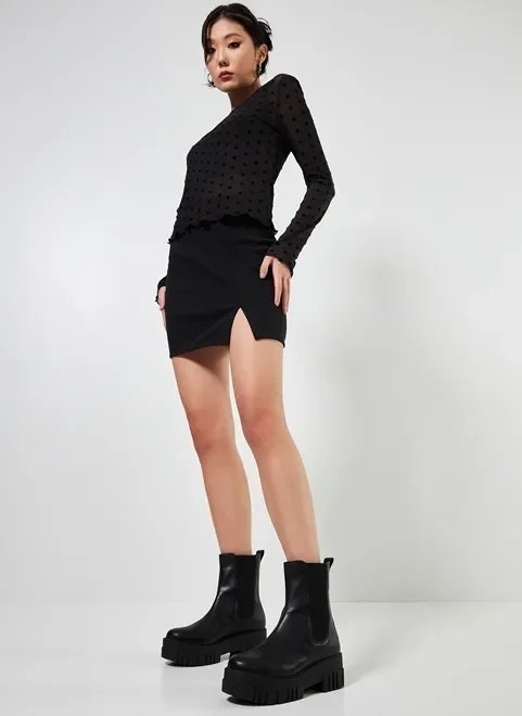 coturno preto tratorado com elástico coturno preto tratorado com elástico