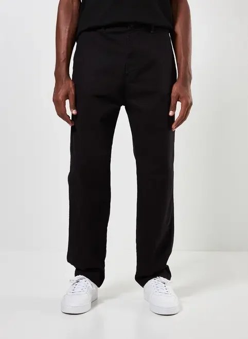 calça chino em sarja preta calça chino em sarja preta