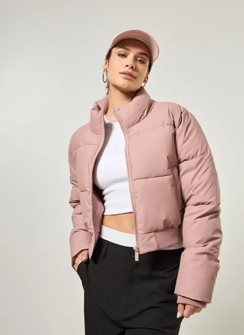 jaqueta puffer em poliuretano jaqueta puffer em poliuretano