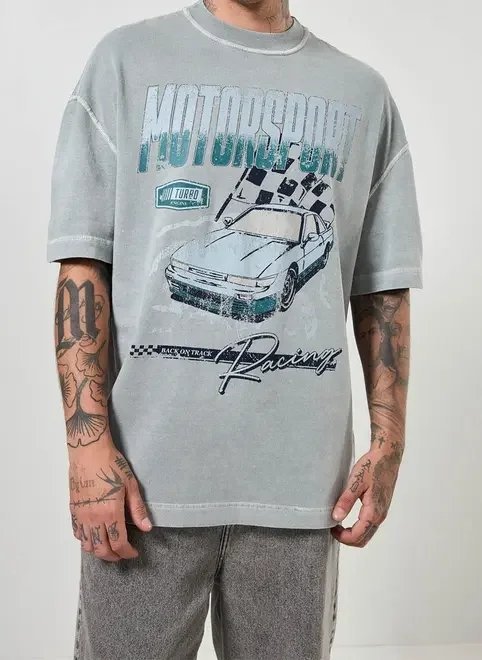 camiseta oversized estonada cinza racing camiseta oversized estonada cinza racing