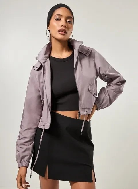 jaqueta corta vento com capuz jaqueta corta vento com capuz