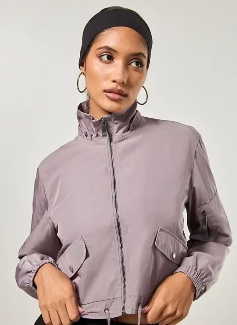 jaqueta corta vento com capuz jaqueta corta vento com capuz