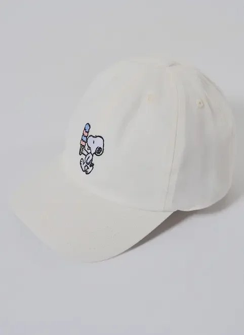 boné off-white patch snoopy boné off-white patch snoopy