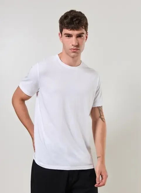 camiseta básica cotton camiseta básica cotton